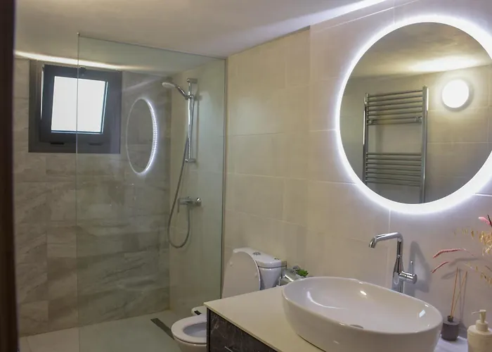 The Family House ラルナカ