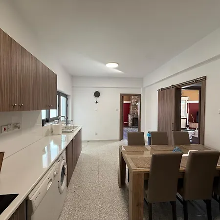 The Family House Larnaca